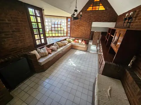 Casa en Venta en Castelar Norte, USD 180.000