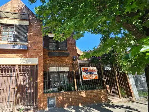 Casa en venta 5 ambientes - castelar norte