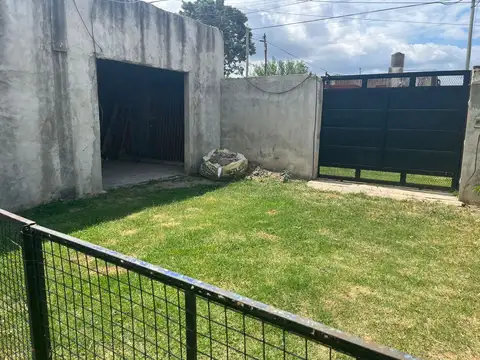 VENTA CASA 2 AMBIENTES CON LOCAL DEL VISO