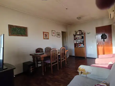 Departamento 3 ambientes con 2 baños