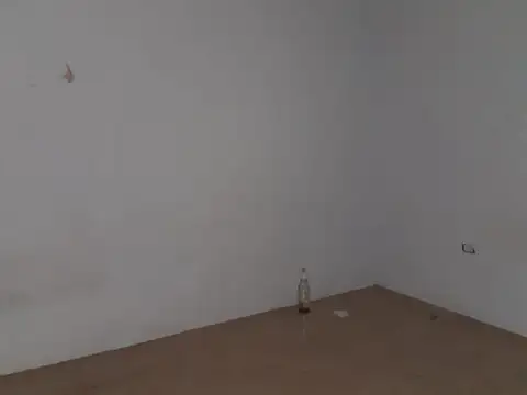 ESPLENDIDA OPORTUNIDAD, CASA Y UBICACION