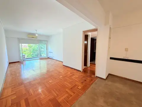 Hermoso departamento de 3 ambientes con balcón, en excelente zona de Villa Devoto.