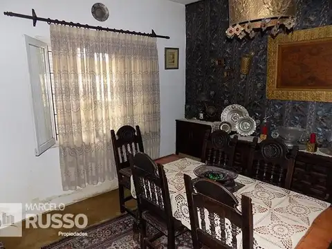 Casa 3 ambientes con 2 baños