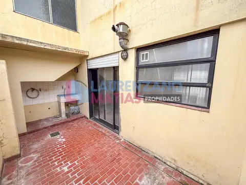Depto Tipo Casa 4 ambientes con 1 baño