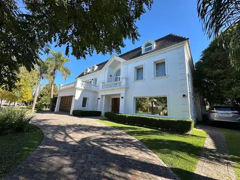 Casa en Venta de 5 dormitorios