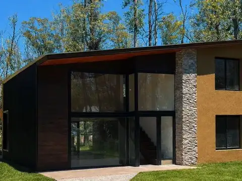 Casa  a estrenar en CAMPO TIMBO.
