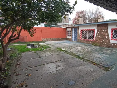 Al sur, a 100 metros de la rambla!