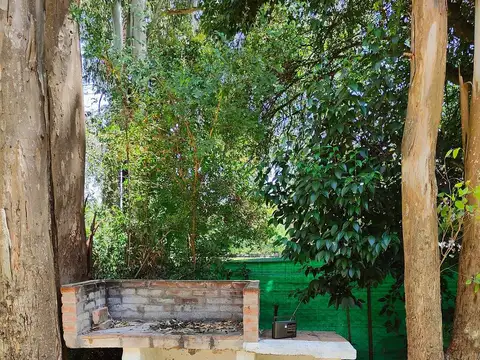 CHACRA DE 9800 M2 CON MEJORAS EN LOS CARDALES