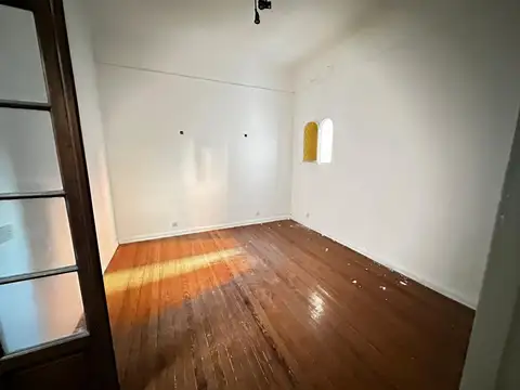 Avenida Gaona 1200, Piso 1