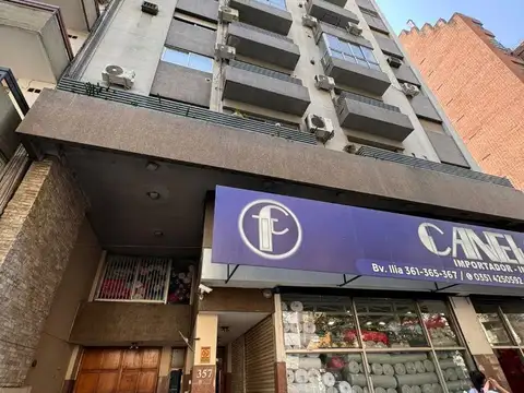 Bv Arturo Illia 300, Piso 2