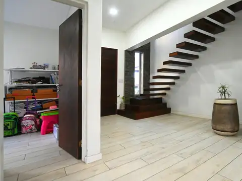 Casa en Venta en San Lorenzo, USD 350.000