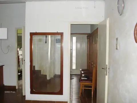 Casa 3 ambientes con 2 baños