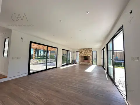 Casa en Venta con 1 cochera