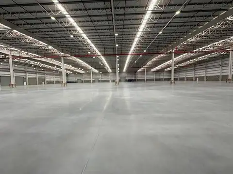 Deposito a estrenar de 12.000 m2 alt 12 mts  +600 m2 oficinas  14 autos parking 600m2 de oficinas