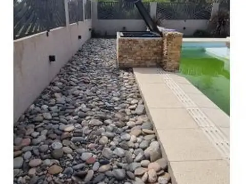 EL PAYADOR 2000 , Piso 1