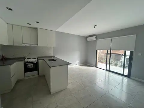 departamento 2 ambientes moderno en alquiler en lujan centro con terraza al frente sin expensas