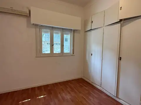 Depto Tipo Casa 4 ambientes con 3 baños