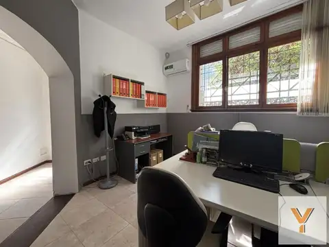 Casa en Venta en Chacarita, USD 352.000