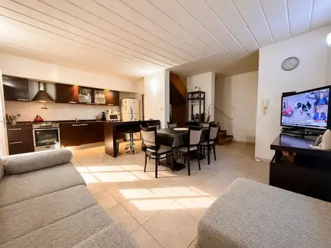 Departamento 3 ambientes con 2 baños