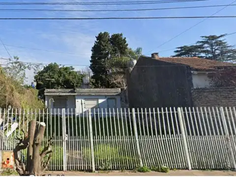 CASA A REFACCIONAR SOBRE LOTE PROPIO