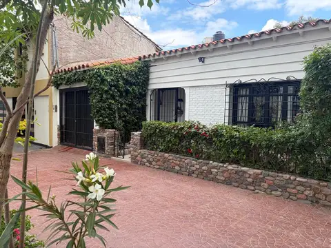 Venta de Casa en Dorrego excelente Ubicación!