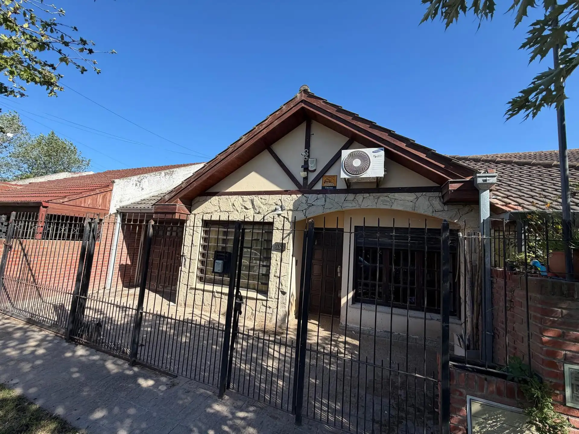 Casa en Barrio Los Pinares