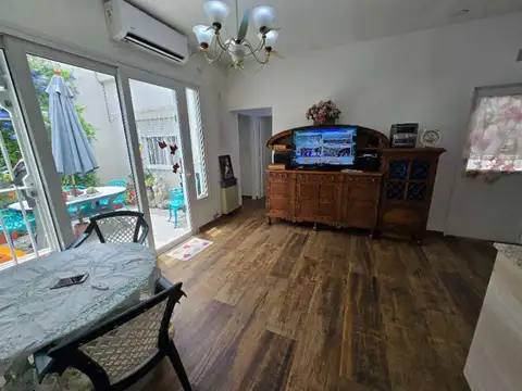 Depto Tipo Casa 3 ambientes con 1 baño