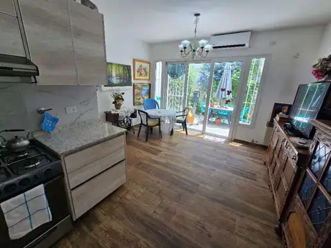 Depto Tipo Casa en Venta de 3 ambientes