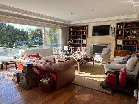 Casa en Venta de 5 dormitorios