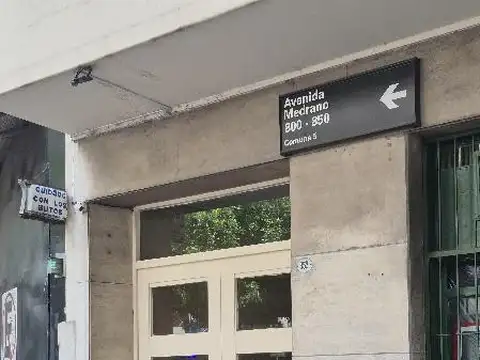 Medrano al 800