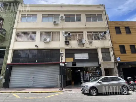 Excelente oficina de 222m² en el corazón de San Telmo
