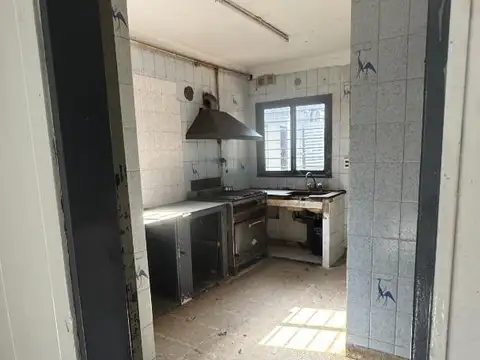 Casa en Venta en Lomas de Zamora, USD 180.000