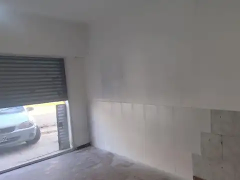 Local en Alquiler en Ituzaingo Norte, $ 700.000