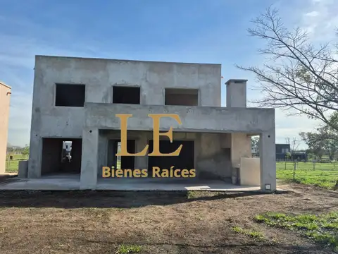 Casa en Venta en Pilar Del Este, USD 218.000