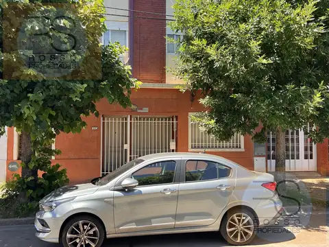 Depto Tipo Casa en Venta de 4 ambientes