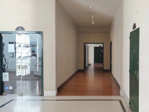 OFICINA EN CALLE FLORIDA EDIFICIO HISTORICO