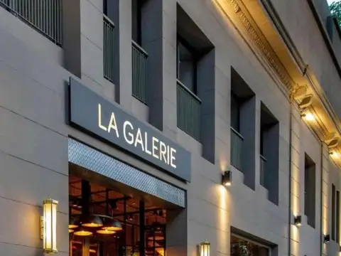 Bolívar e/ Avenida Caseros y Doctor Enrique Finochietto