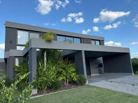 Casa en Venta en Puertos - Barrio Marinas, USD 1.250.000