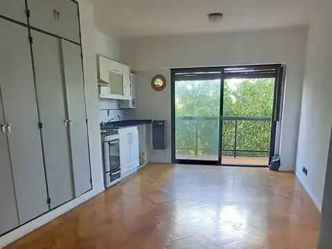 Precioso Monoambiente frente con balcón, Todo Sol