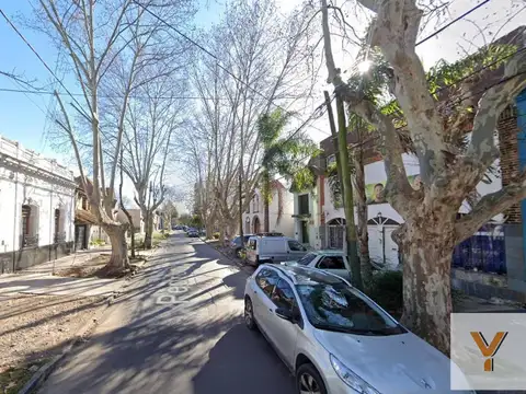 Depto Tipo Casa en Venta al Este
