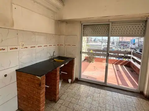 Departamento en Alquiler en Rafael Castillo, $ 550.000