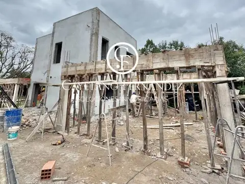 Departamento 4 ambientes con 3 baños