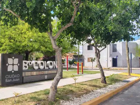Terreno barrio colon a metros de bodega grafifgna