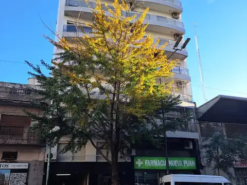 Avenida Directorio al 1200