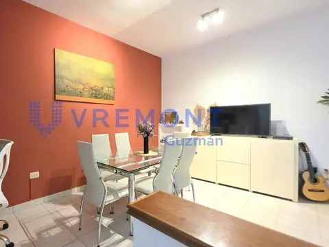 Depto Tipo Casa en Venta 70 años