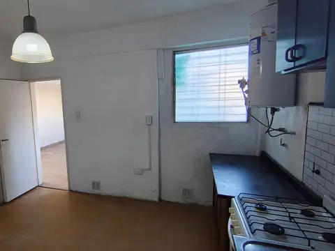 Depto Tipo Casa 4 ambientes con 1 baño
