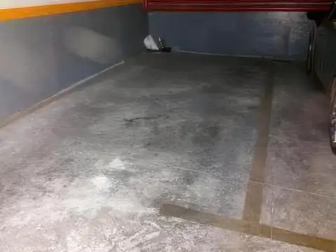 Cochera en venta - 25Mts2 - Abasto