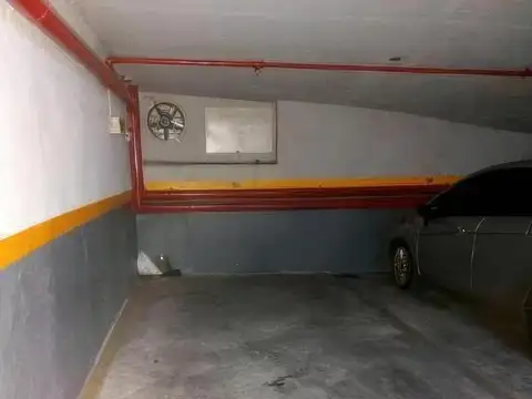 Cochera en venta - 25Mts2 - Abasto