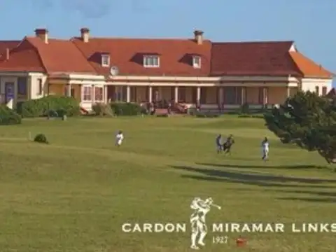 Terreno en venta - 700mts2 - Miramar