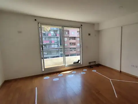 Departamento en Alquiler en Nuestra Señora De Lourdes, $ 400.000